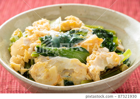 Komatsuna egg binding. Komatsuna egg binding. 87321930