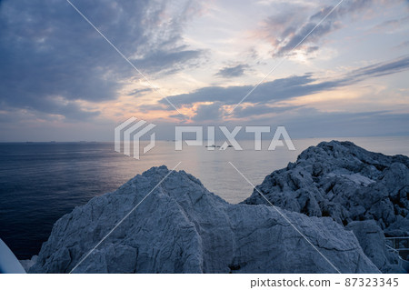 Shirasaki Marine Park Yura Town 87323345