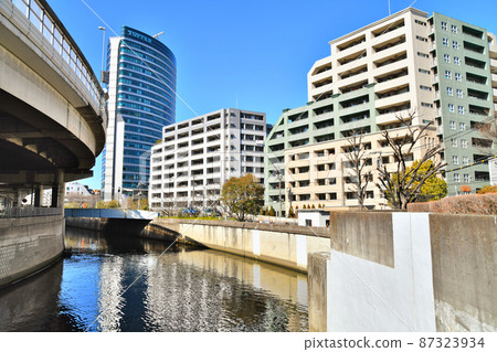 Shiratori Bridge / Looking upstream from the Kanda River (Bunkyo-ku, Tokyo) [2022.2] 87323934