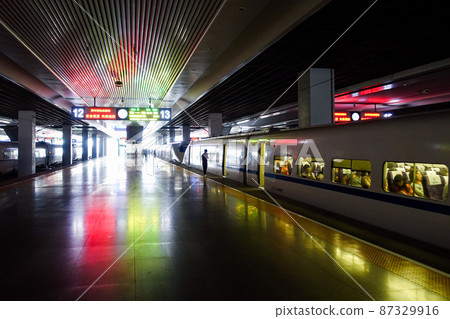 China Railway Takatetsu Shanghai Hongqiao Station China Railway Takatetsu Shanghai Hongqiao Station 87329916