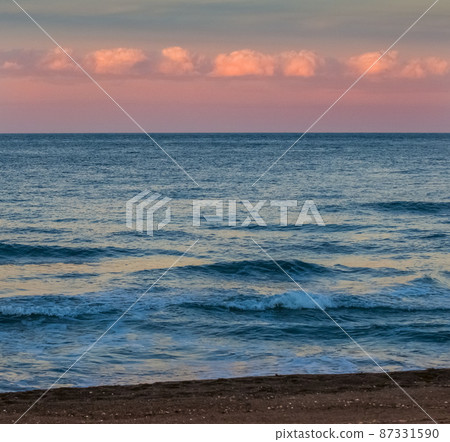 Ocean and sky sunset landscape Ocean and sky sunset landscape 87331590