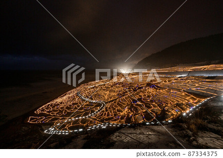 Illumination of white rice Sen Itta 87334375