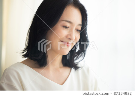 美女中年婦女 87334982