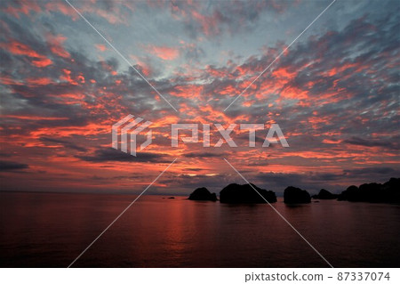西伊豆町的夕陽 西伊豆町的夕陽 87337074