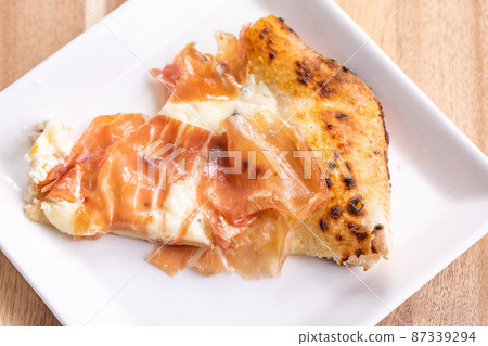 托羅托羅芝士披薩披薩 托羅托羅芝士披薩披薩 87339294