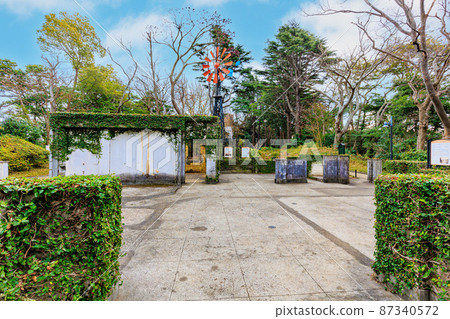 神奈川縣橫濱市中區山手町海港景觀公園,前法國領事館在法國山上的官邸遺跡 神奈川縣橫濱市中區山手町海港景觀公園,前法國領事館在法國山上的官邸遺跡 87340572