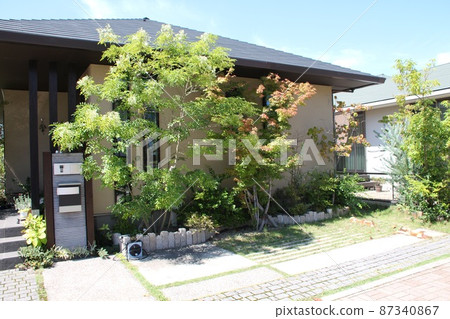 奢華而美麗的豪華獨戶住宅,擁有奢華而寧靜的氛圍 奢華而美麗的豪華獨戶住宅,擁有奢華而寧靜的氛圍 87340867