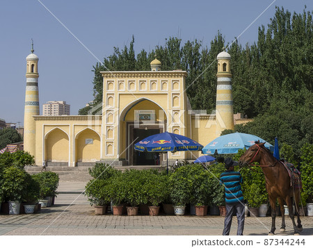 Id Kah Mosque, Kashgar, Xinjiang Uygur Autonomous Region, China Id Kah Mosque, Kashgar, Xinjiang Uygur Autonomous Region, China 87344244