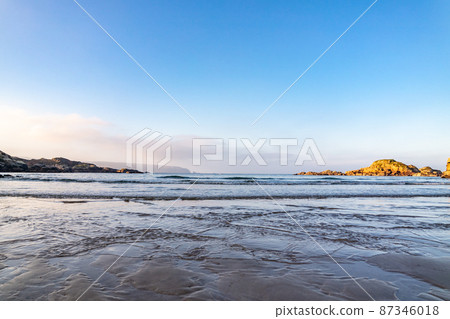 The beautiful Cloughglass bay and beach by Burtonport in County Donegal - Ireland The beautiful Cloughglass bay and beach by Burtonport in County Donegal - Ireland 87346018