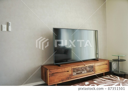 Image of living room of new house 87351501