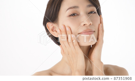Beauty middle smile Beauty middle smile 87351908