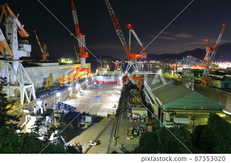 [Hiroshima Prefecture] Night view of the battleship Yamato construction dock seen from a hill overlooking historic area 87353020
