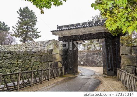 《Aichi Prefecture》 Snowy Nagoya Castle Former Ninomaru Higashi Ninomon 87355314