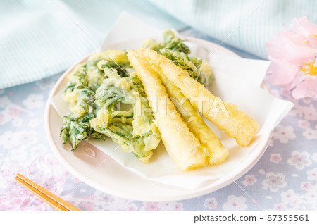 Tempura of wild plant Tempura of wild plant 87355561