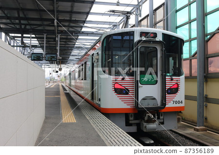 一畑電車7000系列 87356189