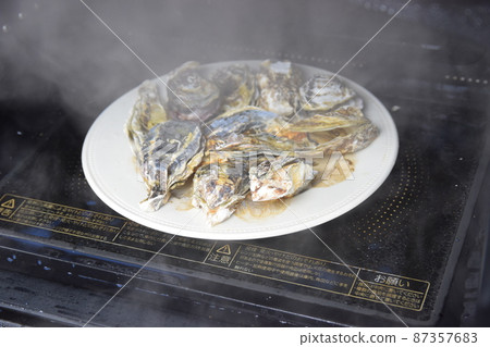 酒蒸牡蠣，因蒸過頭而失敗 87357683