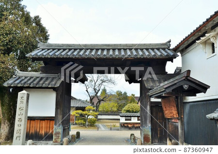 宇田松山城跡松山西口門 87360947