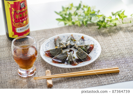 Shaoxing wine for Chinese food century egg 87364739