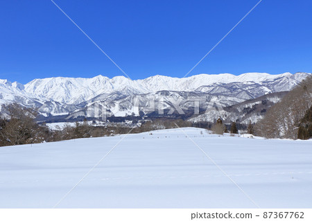 Hakuba Village: Winter Northern Alps seen from Nohira 87367762