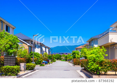 沒有電線桿的城市 87368192