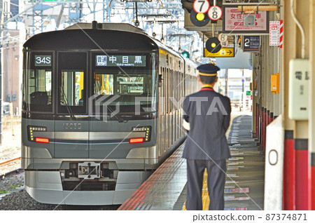 Railway Private railway: Tobu Railway boarding Tokyo Metro 13000 series 87374871