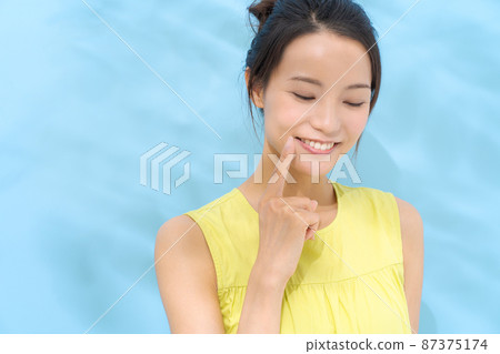 Dental care light blue background Dental care light blue background 87375174
