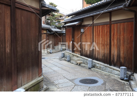 Ishigori Alley Ishigori Alley 87377111