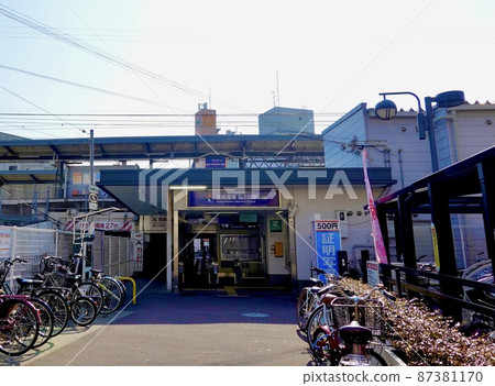 大阪市旭區京阪鐵道森勝寺站西檢票口 大阪市旭區京阪鐵道森勝寺站西檢票口 87381170