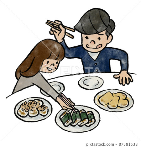 Parents and children eating various rice cakes 87381538