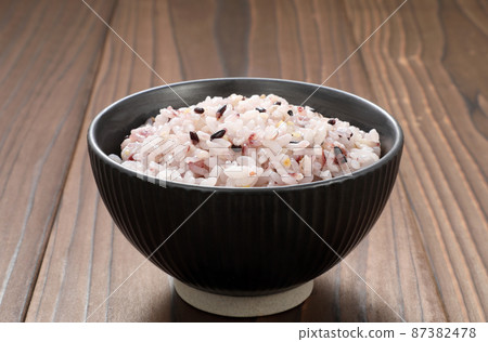 十五粒米 十五粒米 87382478