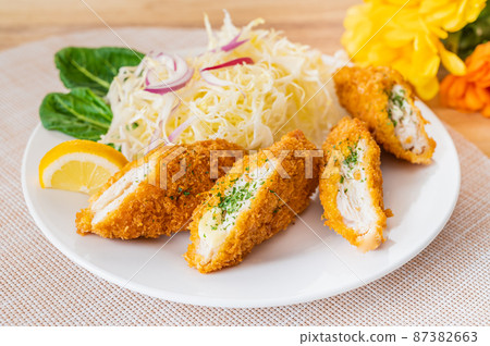 雞柳肉排 87382663