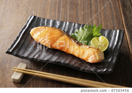 烤鹽漬銀鮭 87383458