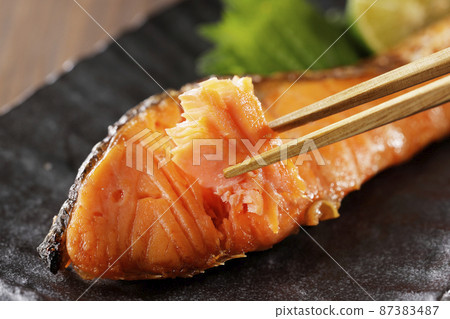 烤鹽漬銀鮭 87383487