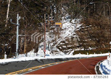 Okutama Shuyu Road, Hinohara-mura, Nishitama-gun, Tokyo, closed due to snow Okutama Shuyu Road, Hinohara-mura, Nishitama-gun, Tokyo, closed due to snow 87385263