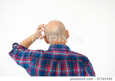 Worried senior man back view skinhead 87385490