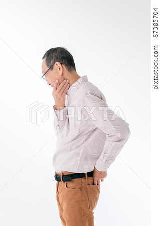 老人下巴擔心 87385704