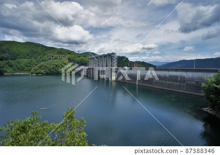 Hayamiura Dam and Lake Sameura 87388346