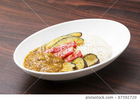 Summer vegetable curry curry rice vegetable curry summer curry image material 87392720