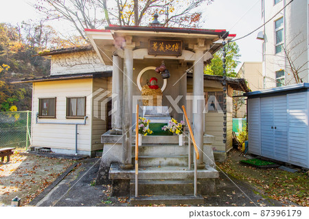 樹之城仙台晚秋廣瀨川Komegafukuro綁地藏 樹之城仙台晚秋廣瀨川Komegafukuro綁地藏 87396179