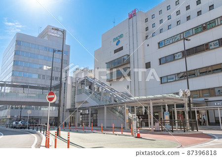 Scenery in front of the station Hon-Atsugi Station 87396818
