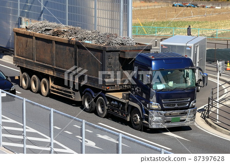 Image of scrap carrier Image of scrap carrier 87397628