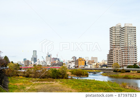 City of Trees Sendai Late Autumn Hirose River Right Bank Promenade Upper View of Hirose Bridge City of Trees Sendai Late Autumn Hirose River Right Bank Promenade Upper View of Hirose Bridge 87397823