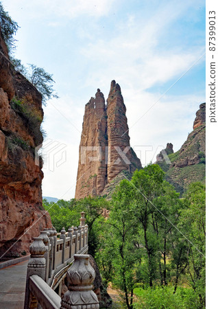 The strange rocks of Bingling Temple, a key point on the Silk Road in Lanzhou, Gansu Province, China 87399013