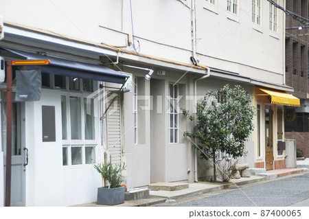 兵庫縣神戶市元町附近的城市景觀 / Kaigandori 兵庫縣神戶市元町附近的城市景觀 / Kaigandori 87400065