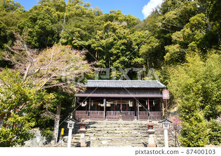 和歌浦天滿宮（左起：多賀神社、天正天皇神宮/豐慶大神宮、白山希正神社）[和歌山縣和歌山市] 87400103