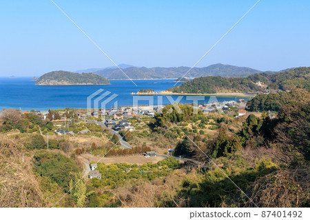 山口縣 Suooshima 鎮由良區的風景從橘子路 山口縣 Suooshima 鎮由良區的風景從橘子路 87401492
