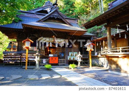 Main shrine of Arakura Fuji Sengen Shrine, Yamanashi, Japan 87401611