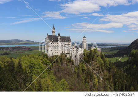 Neuschwanstein castle swan castle germany europe Neuschwanstein castle swan castle germany europe 87402584
