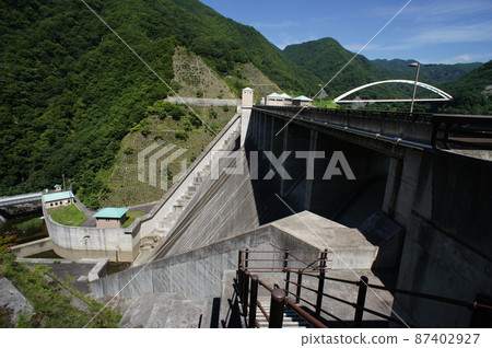 鹽川壩體 87402927