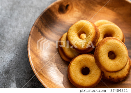Baked donut Baked donut 87404821